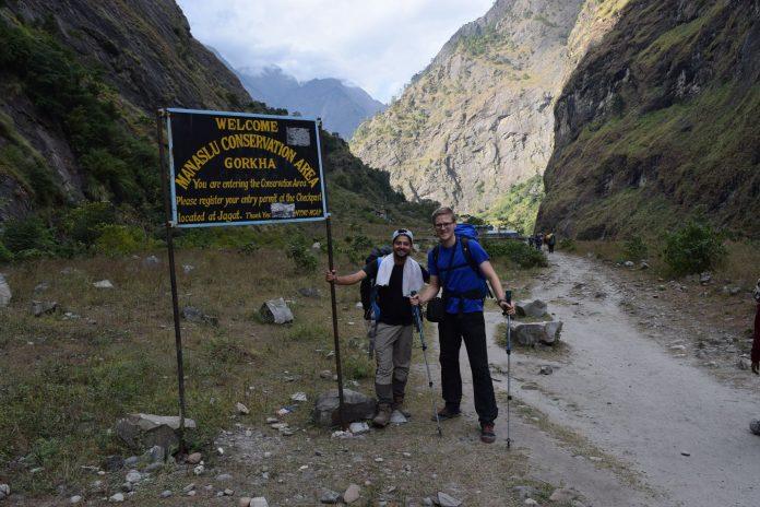 manaslu circuit trek