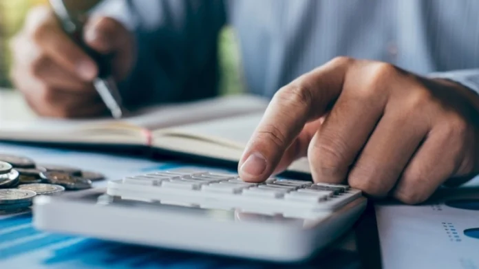 How to Calculate Employee Payroll