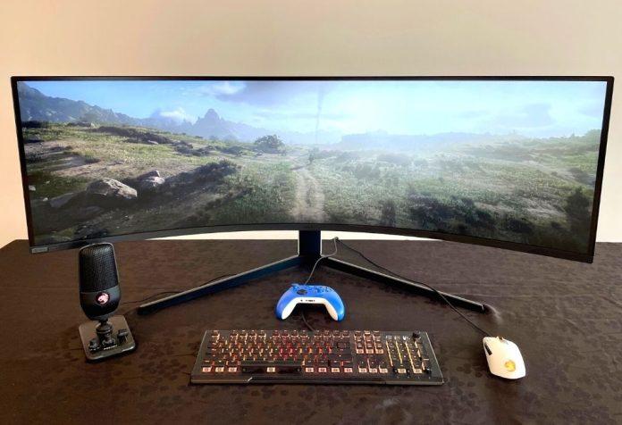 curved monitor