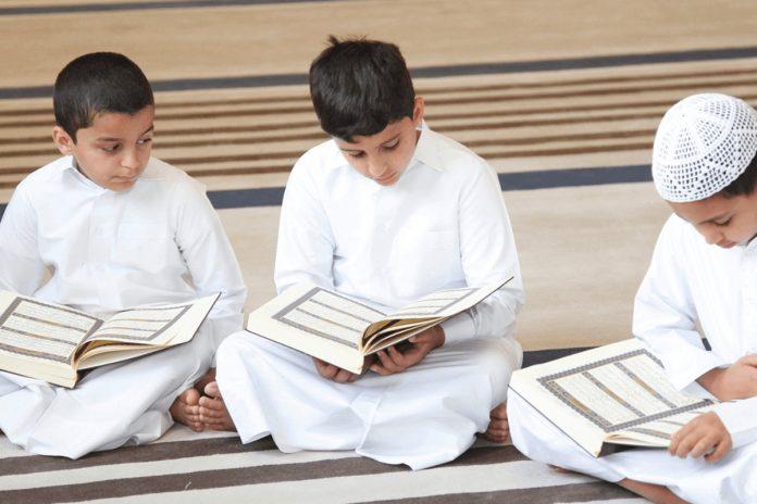 How Can a Busy Person Study Quran Regularly?