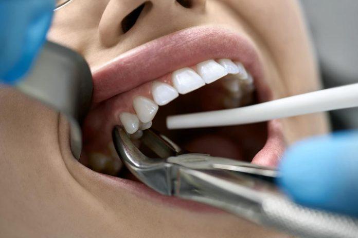 Emergency dentist near me open now
