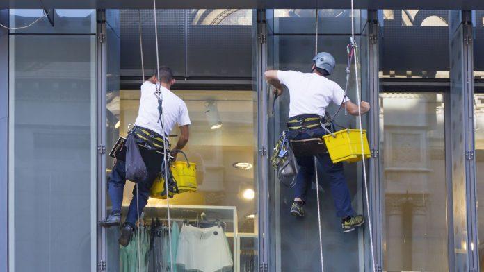 commercial-window-cleaning