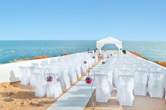 The Ultimate Guide to Choosing the Right Beach Wedding Package