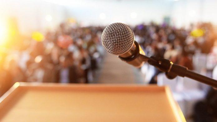 Mastering the Art of Public Speaking: Key Traits and Skills of Effective Speakers