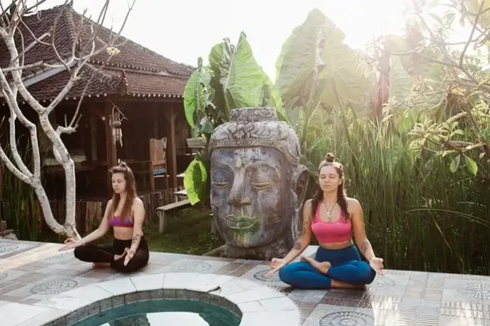 yoga retreat in bali