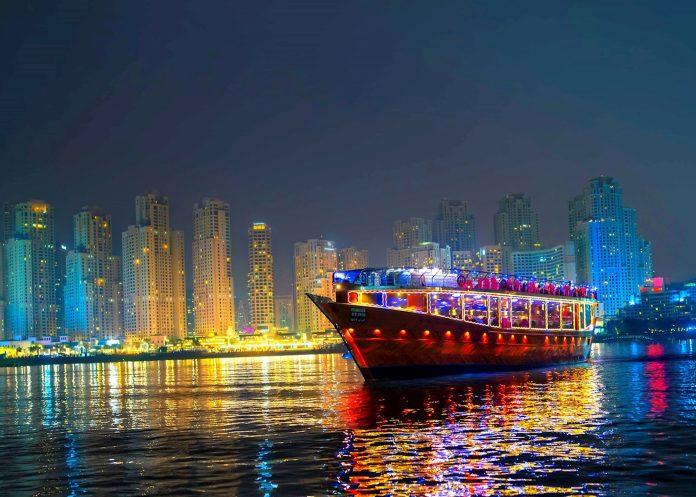 dhow dinner cruise