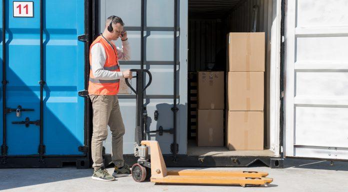 Tips for Extending the Lifespan of Your Hand Pallet Trucks