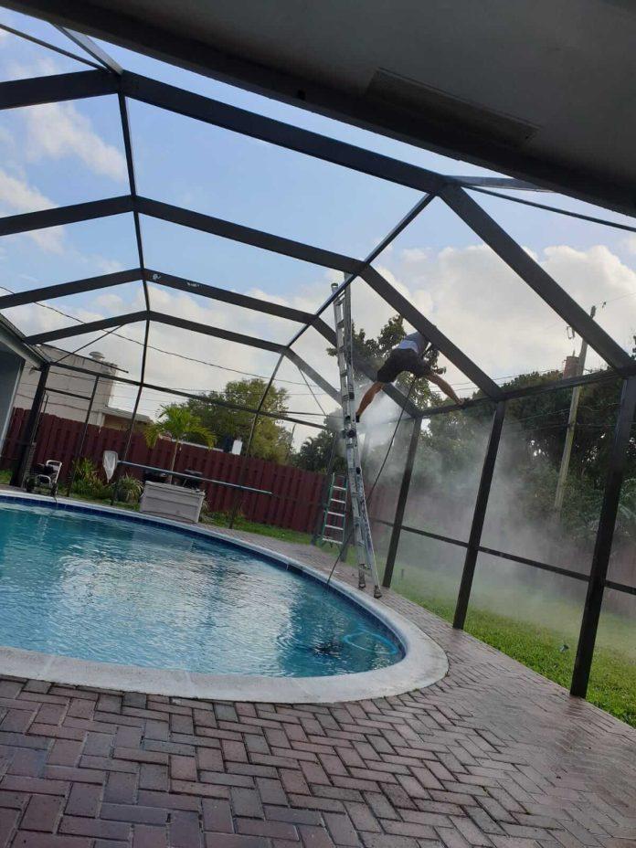 Pool Screen Repair