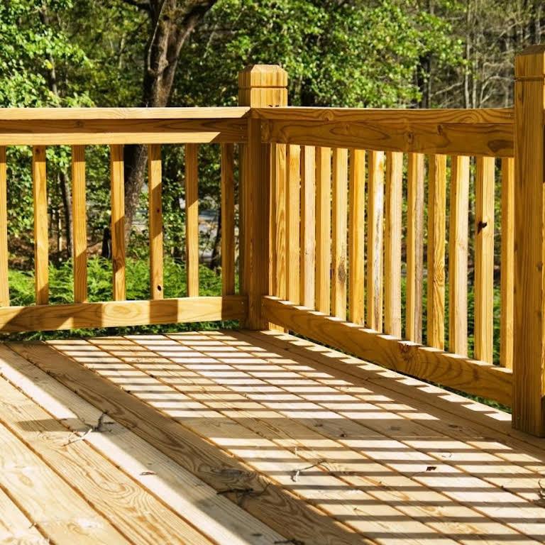 gresham-deck-and-fence