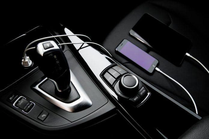 mobile car charger in canada from majestik.ca
