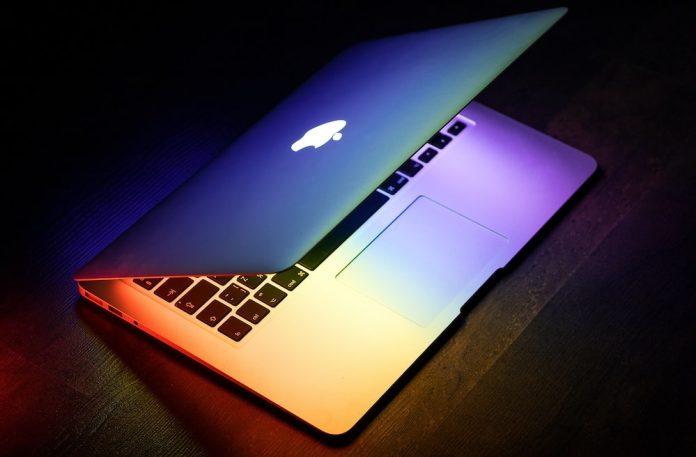 macbook laptop